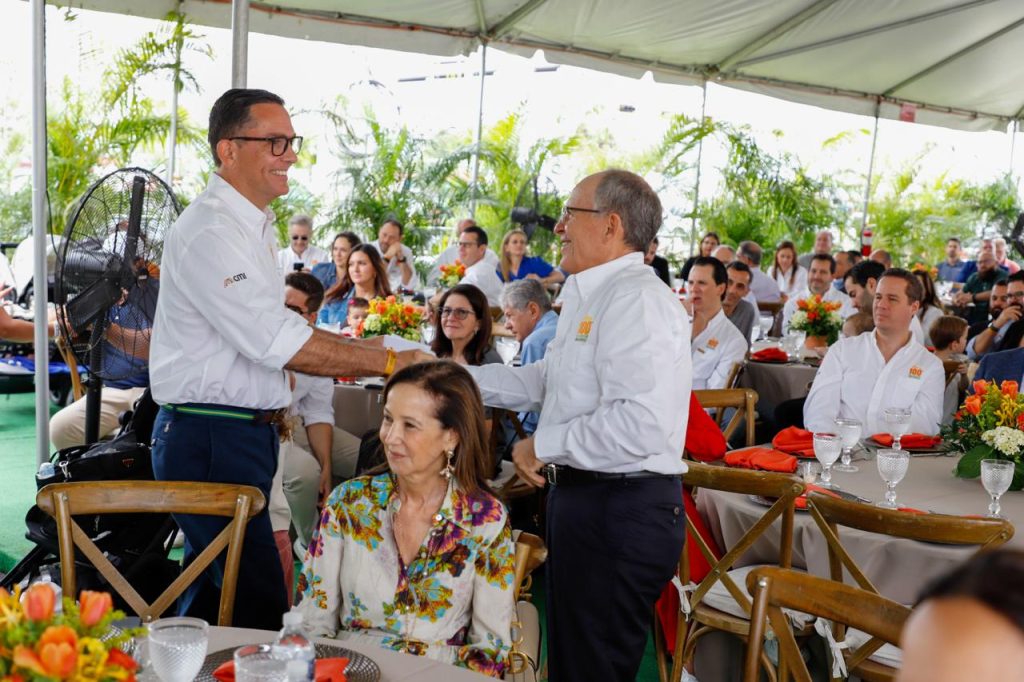 Juan José Gutiérrez Mayorga y José Gregorio Baquero