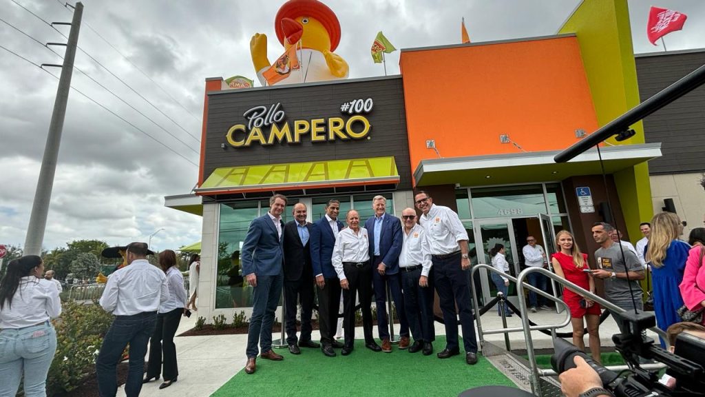 Pollo Campero 100 USA Miami Gardens 2024 4