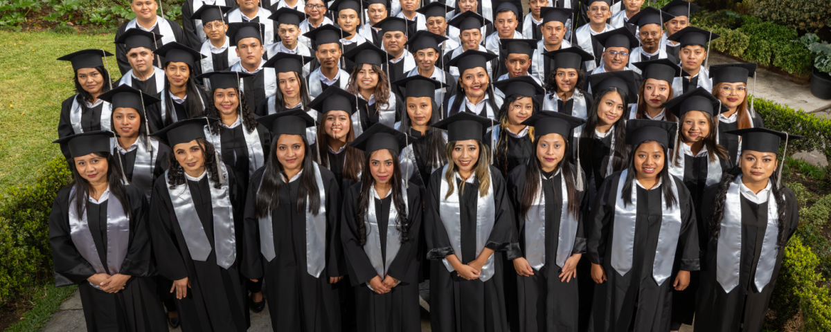 Promoción 2025 del Instituto Campero impulsa el desarrollo profesional